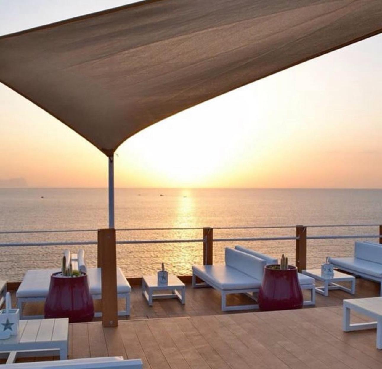 Fla' Suite Deluxe Теразини Екстериор снимка