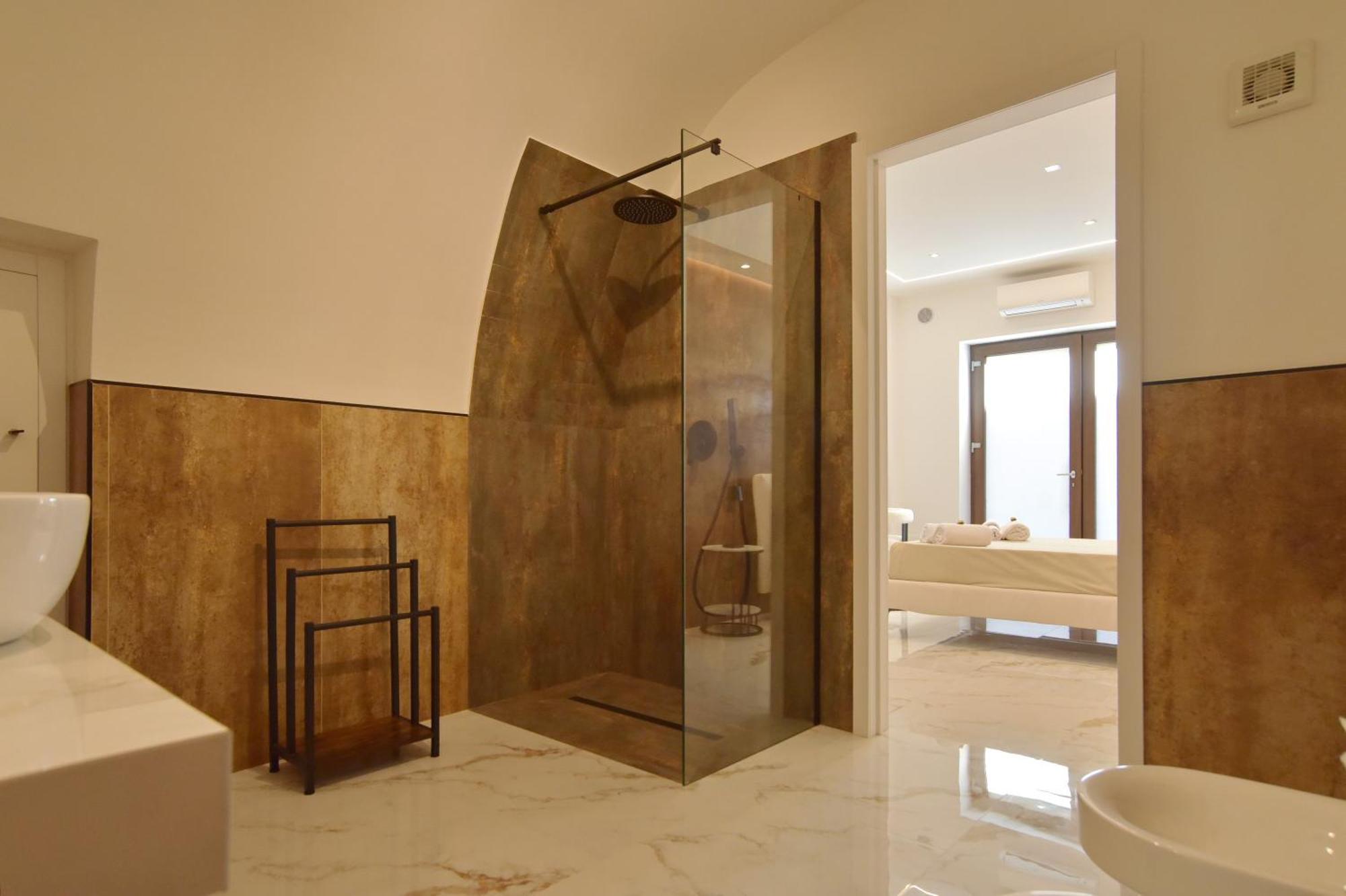 Fla' Suite Deluxe Теразини Екстериор снимка