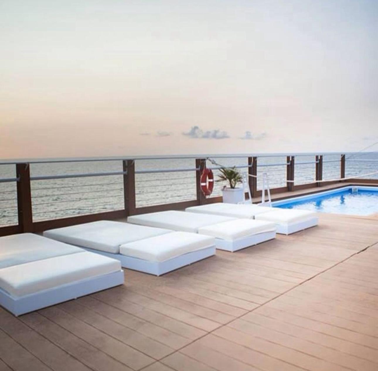 Fla' Suite Deluxe Теразини Екстериор снимка